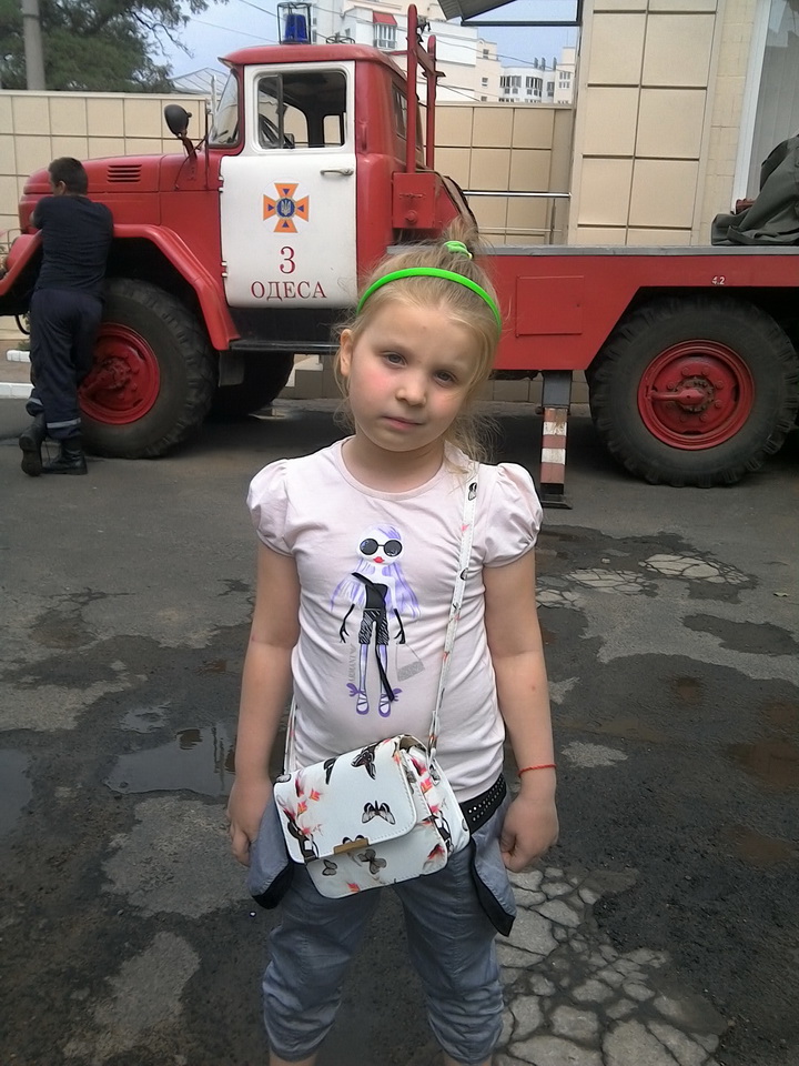 Миля на экскурсии в пожарной части
