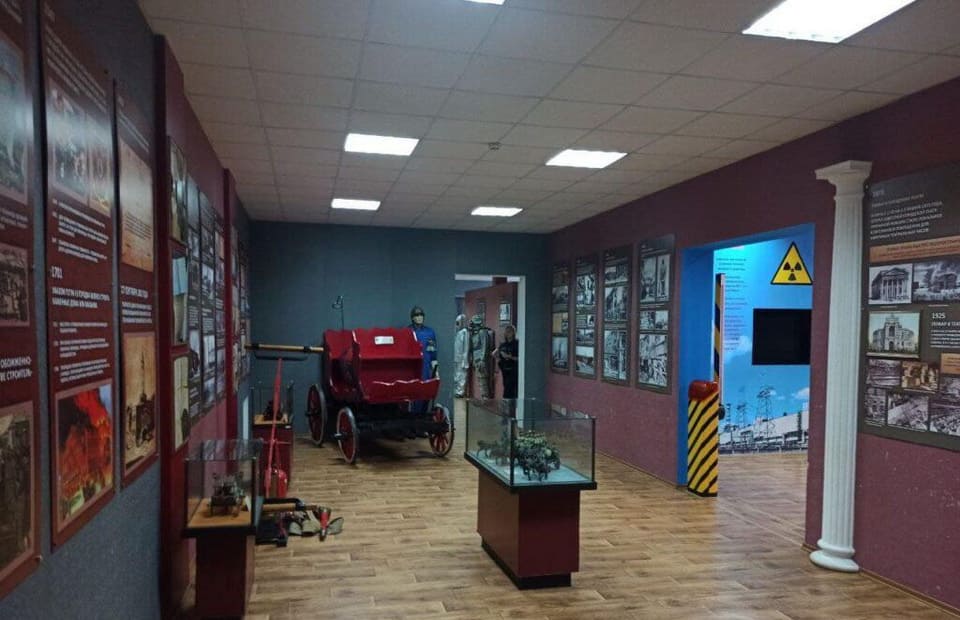 Зал старинной пожарной техники